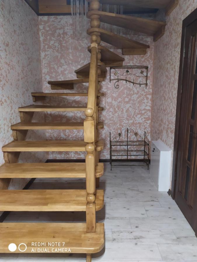 Котедж Кресаня Микуличин Экстерьер фото